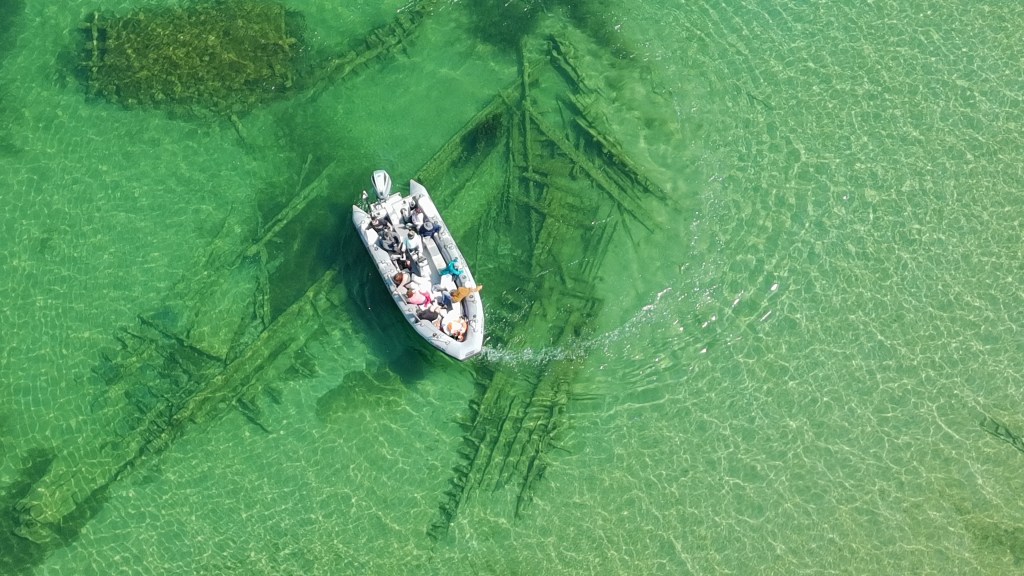 See shipwrecks, caves, lighthouses and more on the best boat tour in Door County